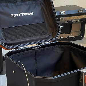 Thumbnail 1 - Inner lining for 42 Lt, 44 Lt top case