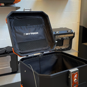 Thumbnail 2 - Inner lining for 42 Lt, 44 Lt top case